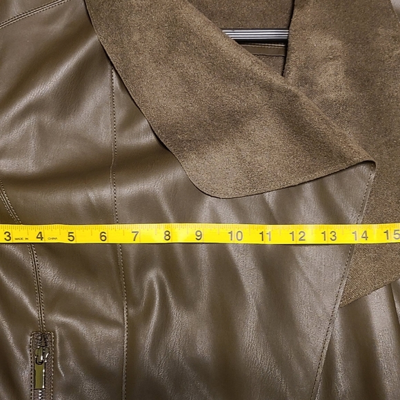 Gold Chico's Top' size 1 - Picture 9 of 9